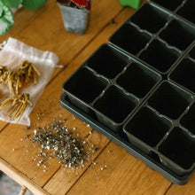 Load image into Gallery viewer, 4 Cell Plug Tray Inserts