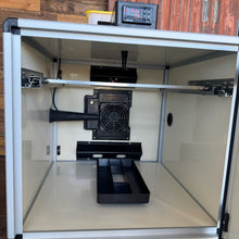 Load image into Gallery viewer, Queen Bee Incubator for Langstroth Frames