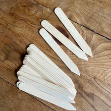 Load image into Gallery viewer, Garden Gift Set - American Hardwood Seed and Bed Ruler, Dibblers, Pot Tamper and Markers