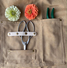 Load image into Gallery viewer, Gardening Apron - Waxed Canvas Apron with Pockets