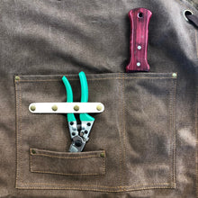 Load image into Gallery viewer, Gardening Apron - Waxed Canvas Apron with Pockets