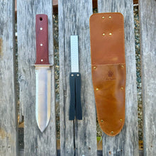 Load image into Gallery viewer, Hori Hori Garden Gift Box | Hori, Custom Leather Sheath & Dual Surface Diamond Sharpener