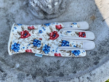 Load image into Gallery viewer, Women's Floral Gardening and Project Gloves "The Caroline"