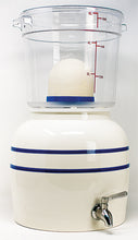 Load image into Gallery viewer, 2.5 GALLON CERAMIC CROCK WITH LID AND STAINLESS STEEL SPIGOT
