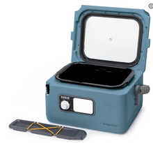 Load image into Gallery viewer, 8-Quart Nomad™ Traveling Slow Cooker — Blue
