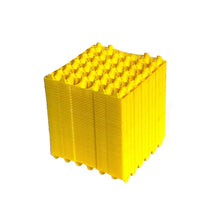 Load image into Gallery viewer, Plastic Egg Tray - Chicken - 30 Eggs
