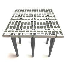 Load image into Gallery viewer, Slat Flooring - Large Hole (Legs: Long)
