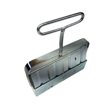 Load image into Gallery viewer, Ladbrooke Soil Blockers - 2&quot; Blocker (4 Blocks) - Bootstrap Farmer
