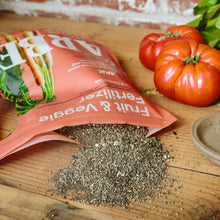 Load image into Gallery viewer, Organic Fruit &amp; Veggie Fertilizer
